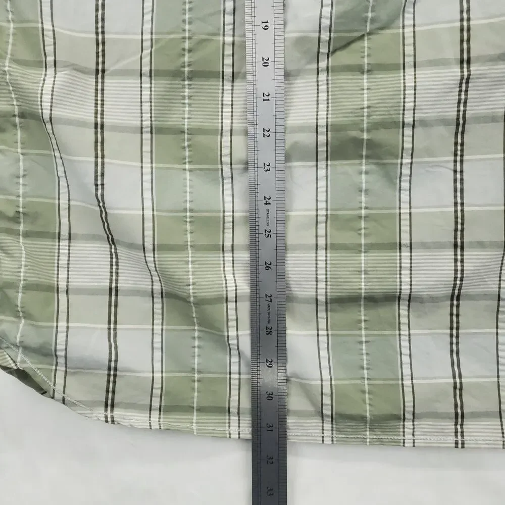 The North Face Shirt Mens Large Olive Green Plaid Nylon Short Sleeve Button-Up